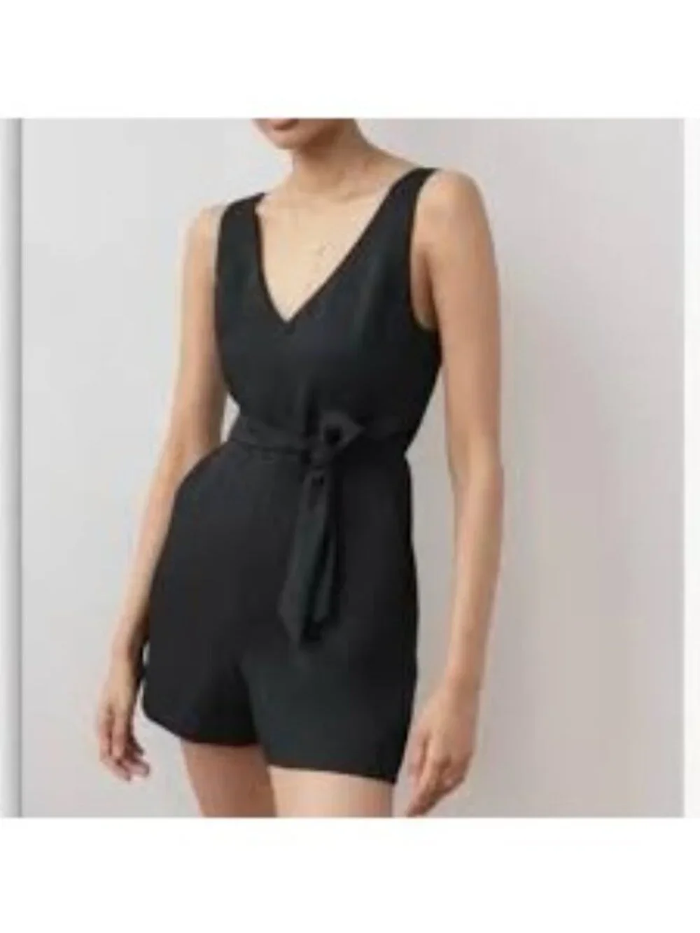 Wilfred Aritzia Black Textured Cut-Out Romper Jumpsuit Size 6 NWT